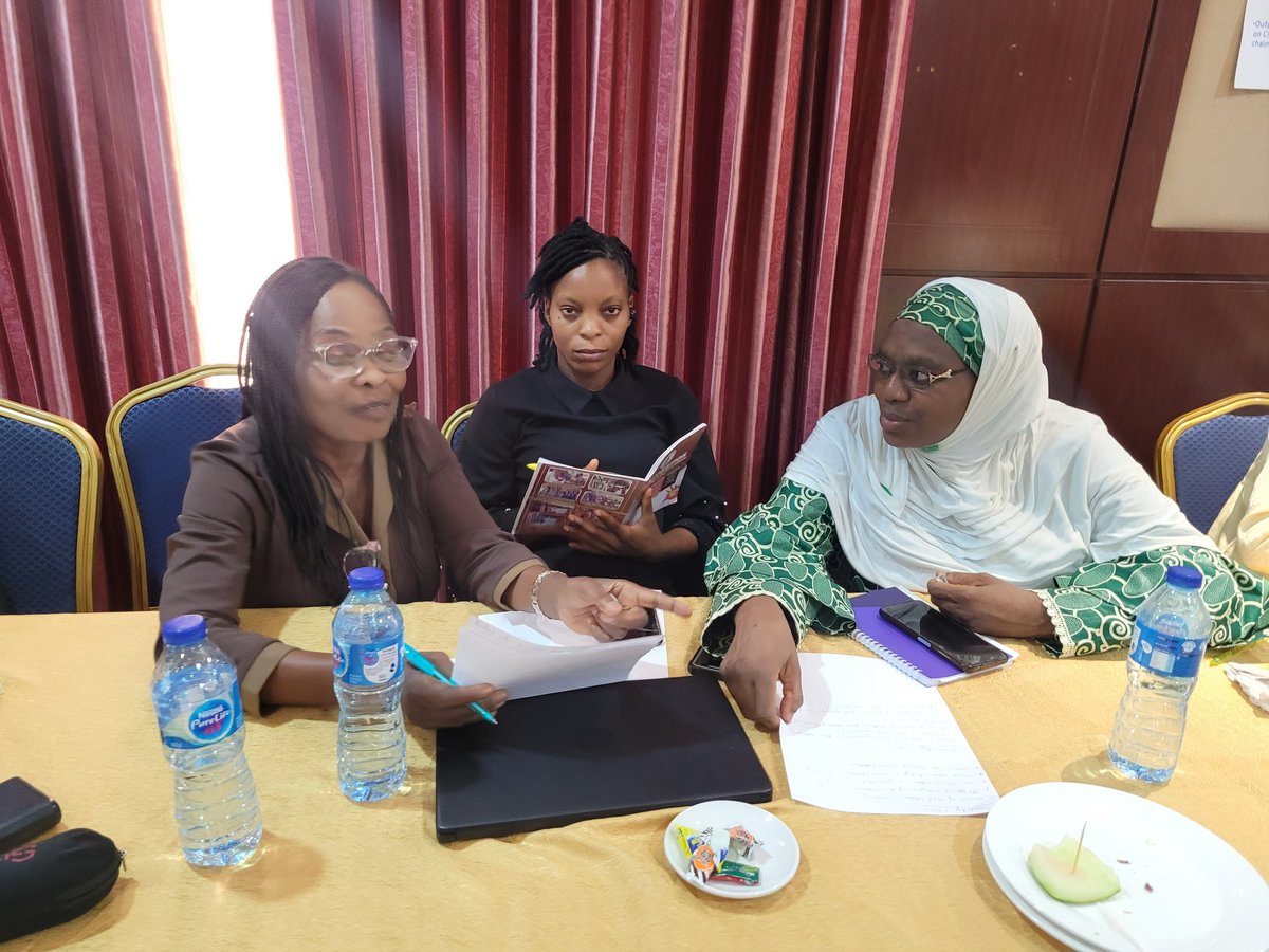 Participants of the M&E and Knowledge Sharing training in #Nigeria learn the importance of identifying knowledge needs and knowledge solutions and exchange on how partnerships can amplify impact!