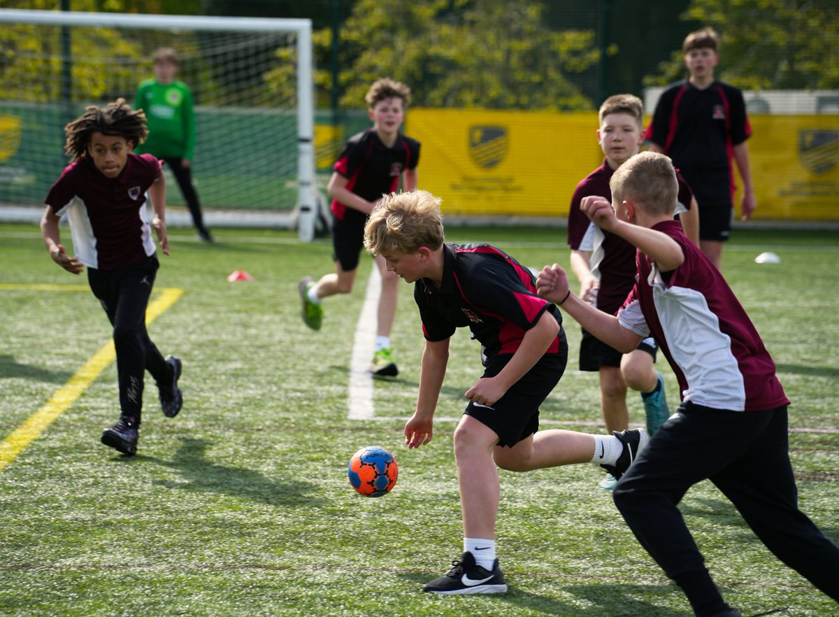 RHTrustSport's tweet photo. More #handball on the courts outside... it's a bit chilly but the action is on fire! 🔥

#RedhillTrustSport #HandballCup2024 #Handball https://t.co/7jdC0Su9ca