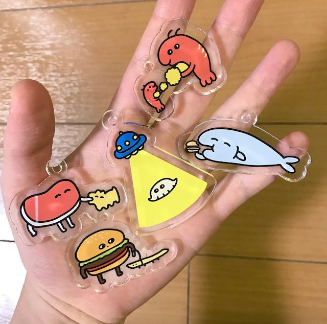 #デザフェス59 にお手伝いとして参加します🌷

5月18日、19日両日🍝
東京ビッグサイト西&南館
ブースは【B-118】です🦐

私はランダムアクキーのみ販売します🌷
よかったら遊びにきてね〜🐱 