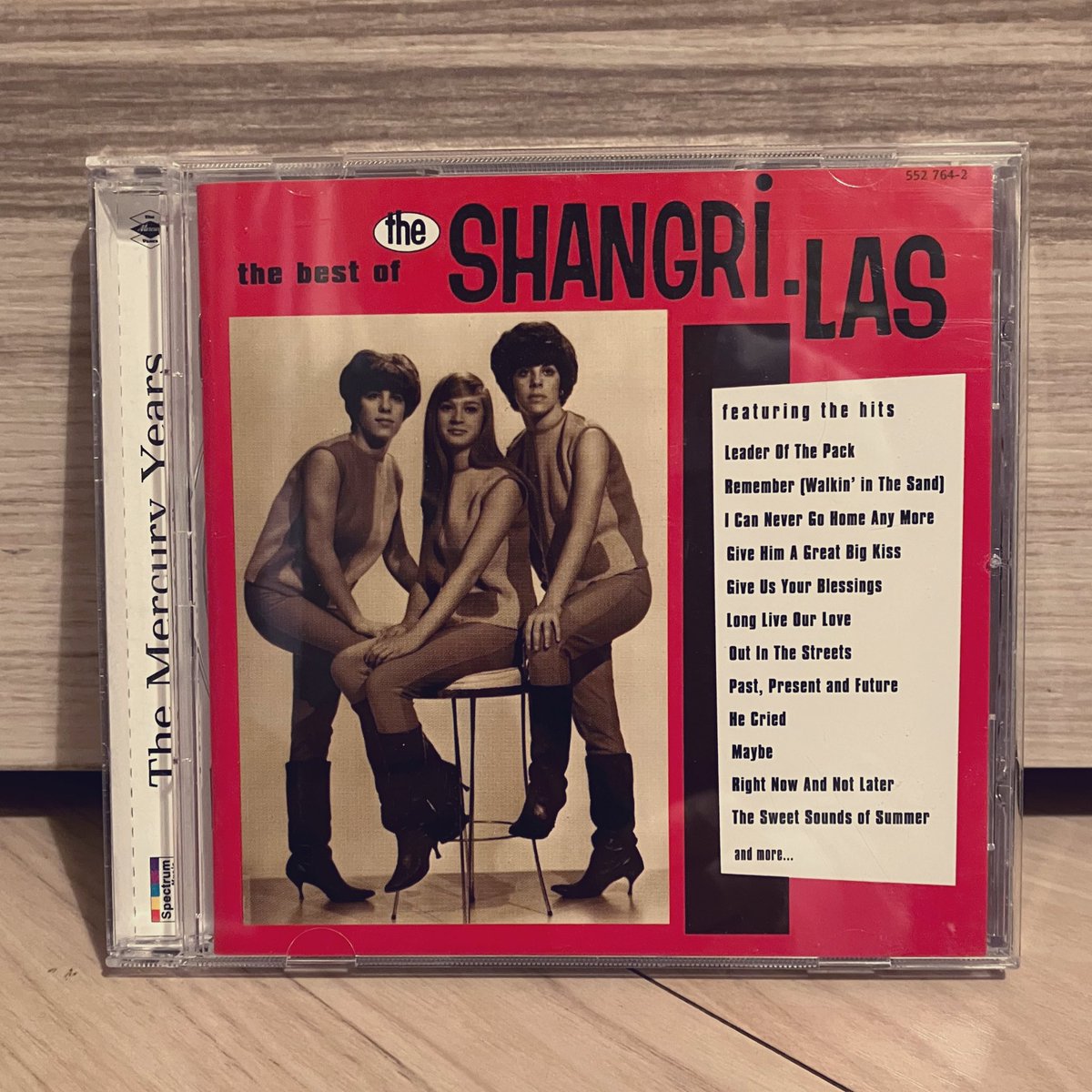 今夜の一枚　その2
The Shangri-Las
「The Best Of The Shangri-Las」
#johnnythunders