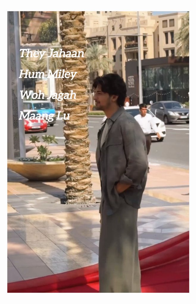 ReemaGauncarDZ's tweet photo. Out of context but these 2 frames from #TuHai BTS reminds me of 2 lines from 2 songs by @DarshanRavalDZ ๐น๐๐ป
1) Aaj bhi main uss jagah jis jagaah hue they judaa -#Faasla ๐
2) They jahaan hum miley woh jagah maang lu - #Saahiba ๐ https://t.co/6OvVe8DxFp