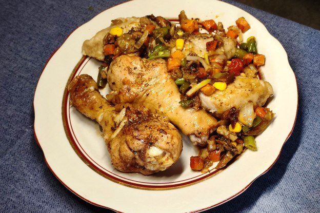 proborsch's tweet photo. Are you tired of the same old dinners? Give our cabbage varenyky with chicken legs and vegetables a try!
https://t.co/0e2gcb9R2c
#proborsch #recipe #varenyky #vareniki #pierogy #ukrainianresipe #cabbage #food #cook #cooking #foodie #foodies #chicken #diaspora #tast https://t.co/6RLlz8mH2k
