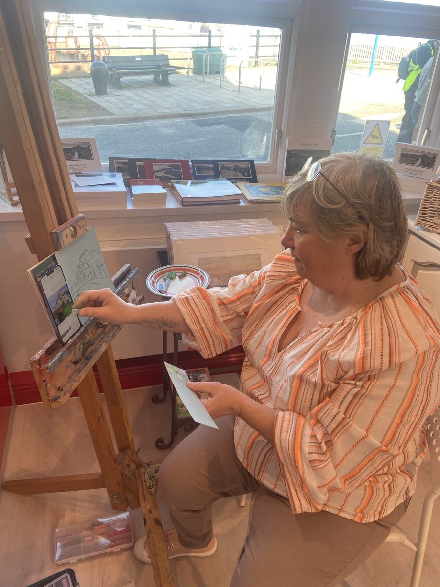 ShippingBrow's tweet photo. School visit from Allonby and our volunteer artist Julie created this lovely work for the visit #Art4All https://t.co/0A64cWCG8T