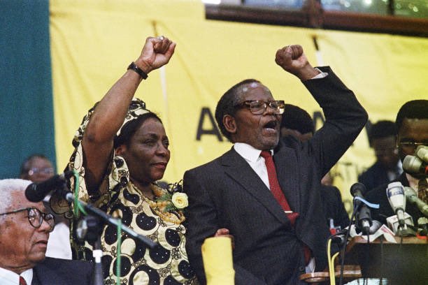 Oliver and Adelaide Tambo at the ANC’s first conference in South Africa, after the unbanning of liberation organisations. Today marks 31 since OR’s death. 📸: Trevor Samson
