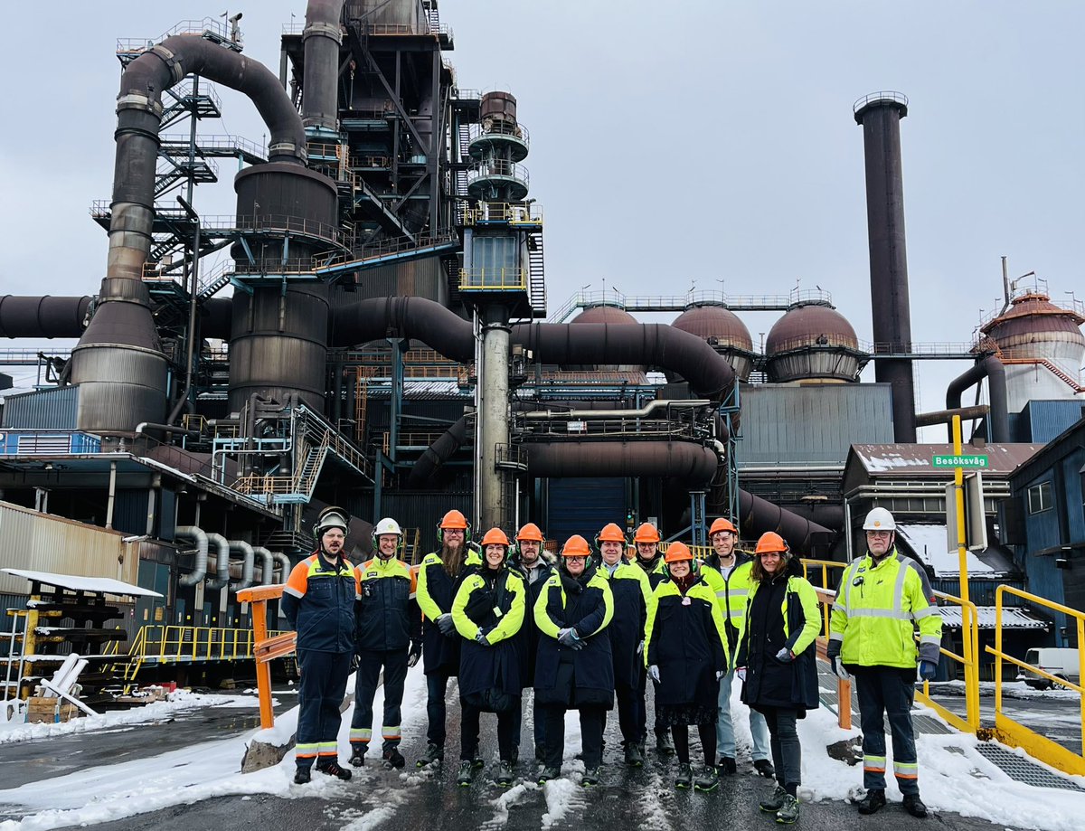 #SteelNeedsEuropeNeedsSteel Back @SSAB_AB to see their progress on #greensteel with a top 🇸🇪 team 🤩@ifmetall @Unionen @Ingenjorerna. It’s a wee bit on the chilly side…
