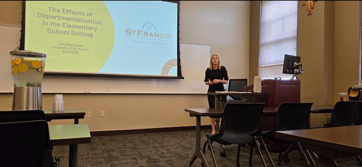 Christine Droba tweet media