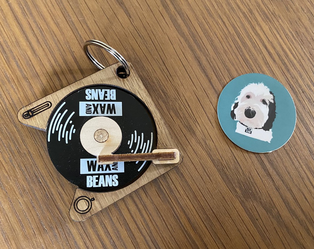 The coolest keyring around from @waxandbeans and not forgetting another lovely Luna sticker #hellodoggie 🐾 ❤️