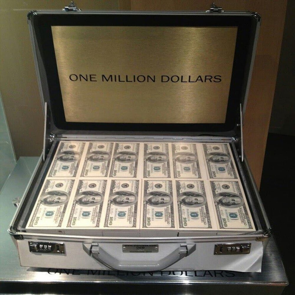 Deshko_crypto's tweet photo. How to collect this million with the help of “X” I need the help of the commander-in-chief “X”  @elonmusk 

ETH,BSC,Arb: 

0x0AC2e31c9f8F76E790b9304626A7A77C5f67Ba7d

#mellstroy #btc  #eth #cryptocurrency #Kickstarter https://t.co/i357OgWJWe