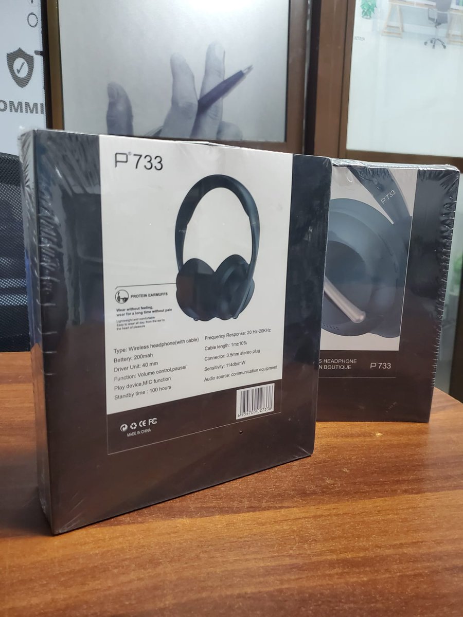 P733 wireless headphones
Lightweight and comfortable 
Padded for comfort
Volume control,pause/play device,MIC function
Comes with aux cable
100hours standby time
Price 2,500

Thika road Kahawa Sukari Imenti house the360 apartments El Nino Cera