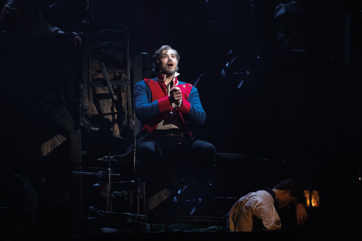 Bring him peace, bring him joy. FIRST LOOK at Milan van Waardenburg in action at the Sondheim Theatre. #LesMiz 📷: @dannykaan