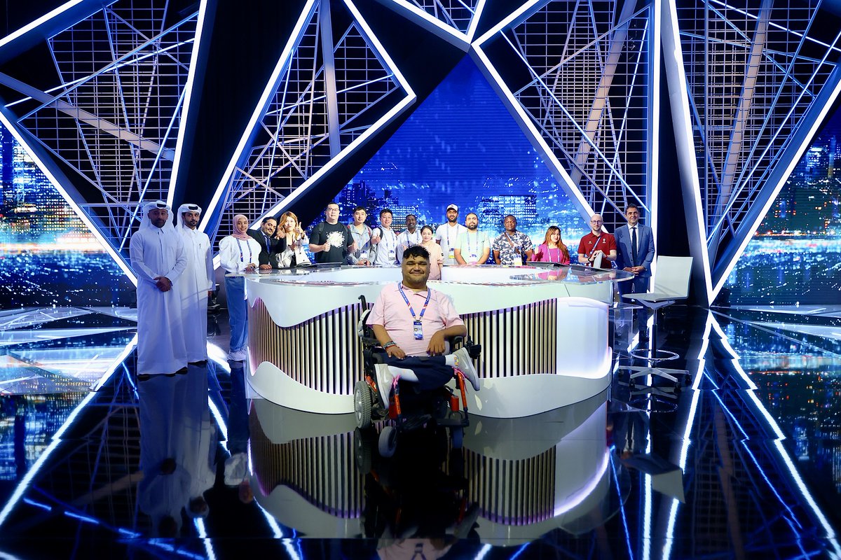 beINMEDIAGROUP's tweet photo. Today we had the pleasure of welcoming visiting international media to @beINSPORTS_EN’s Doha headquarters to tour our state-of-the-art facilities and learn more about our various sports rights and coverage of major ongoing sporting events, including the @Qatar2023en https://t.co/JcMU1NdQKS