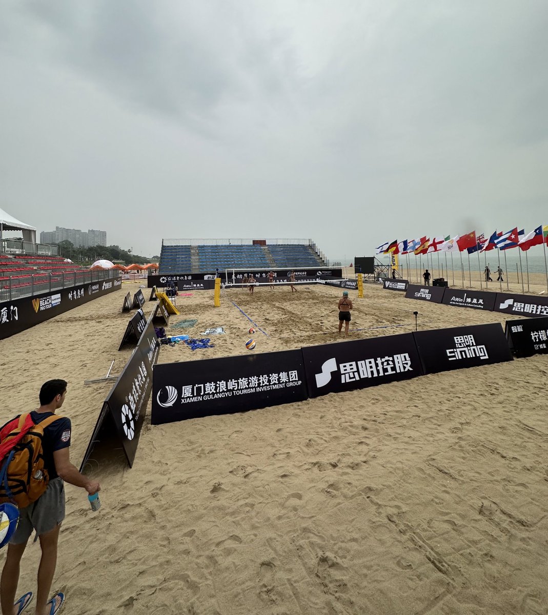 Arrived in Xiamen, China for our next #BeachProTour event 🇨🇳🏐

Familiar weather and playing conditions 😉⛈️

Main Draw starts on Friday! ⚔️

#RoadToParis2024