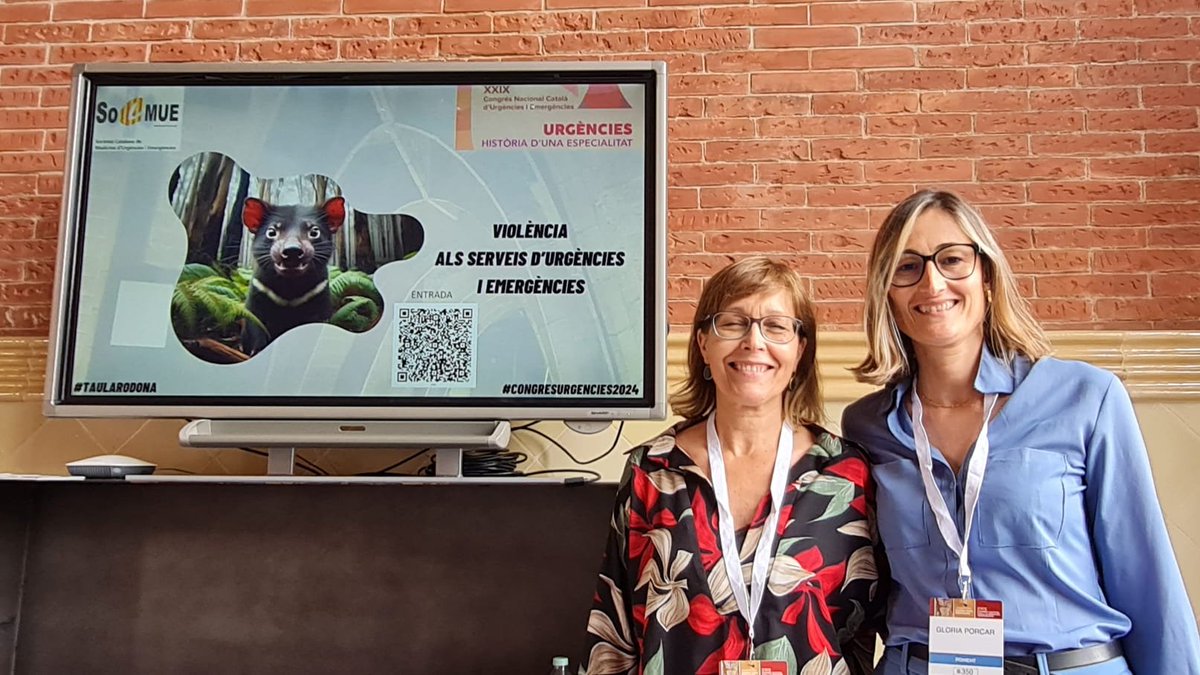 🏥Des de l'Hospital de Calella hem participat al XXIX Congrés Nacional Català d'Urgències i Emergències de @SoCMUE! 👤La psicòloga, Araceli Teixidó, i la treballadora social, Glòria Porcar, parlen de violència als serveis d’urgències i emergències. Contents d'haver-hi estat!