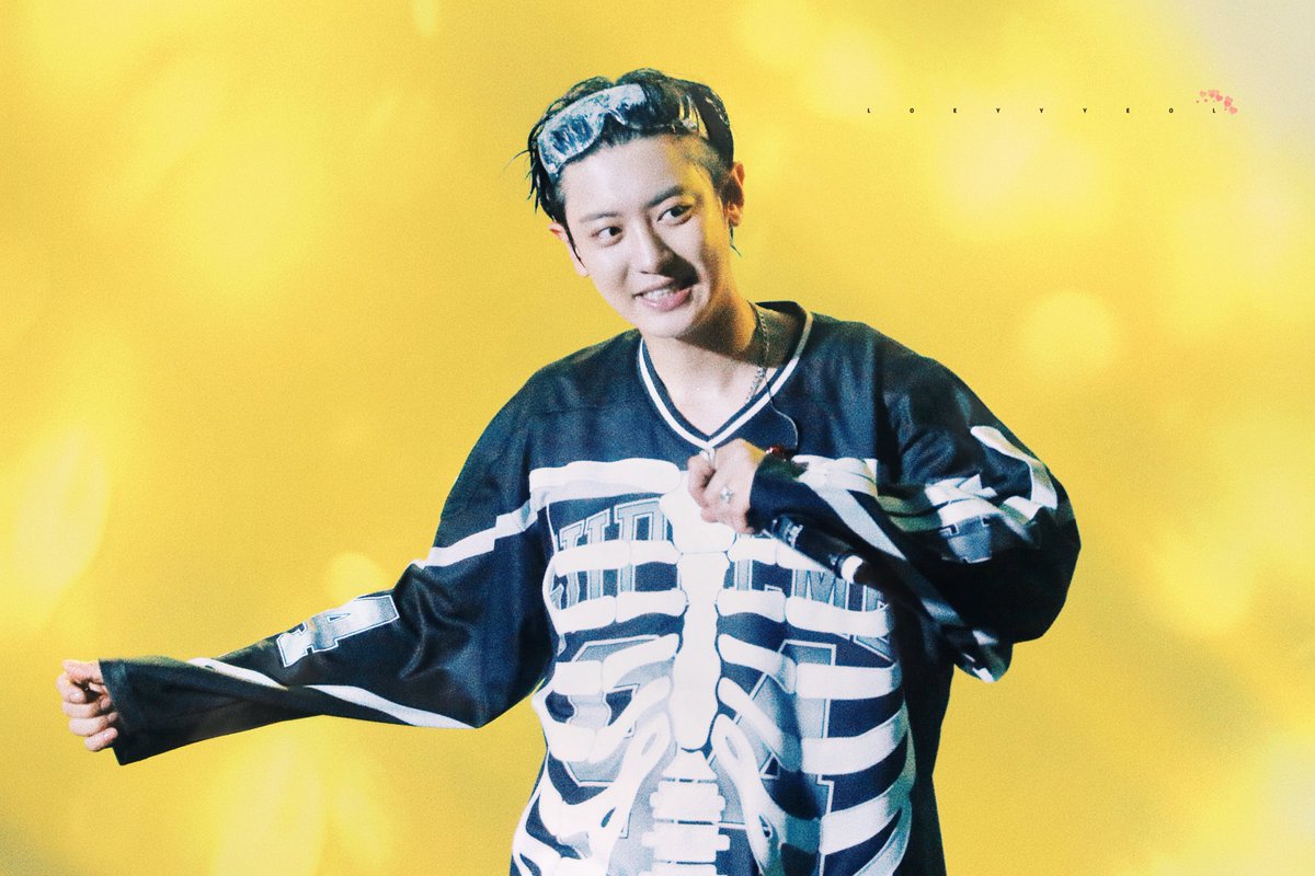 cyhourly's tweet photo. 엑소 박찬열  #CHANYEOL #찬열 https://t.co/5eojfJl3pU