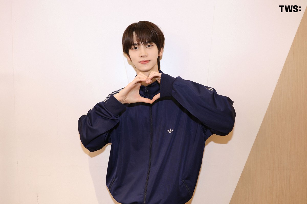 shinyuarchive tweet picture