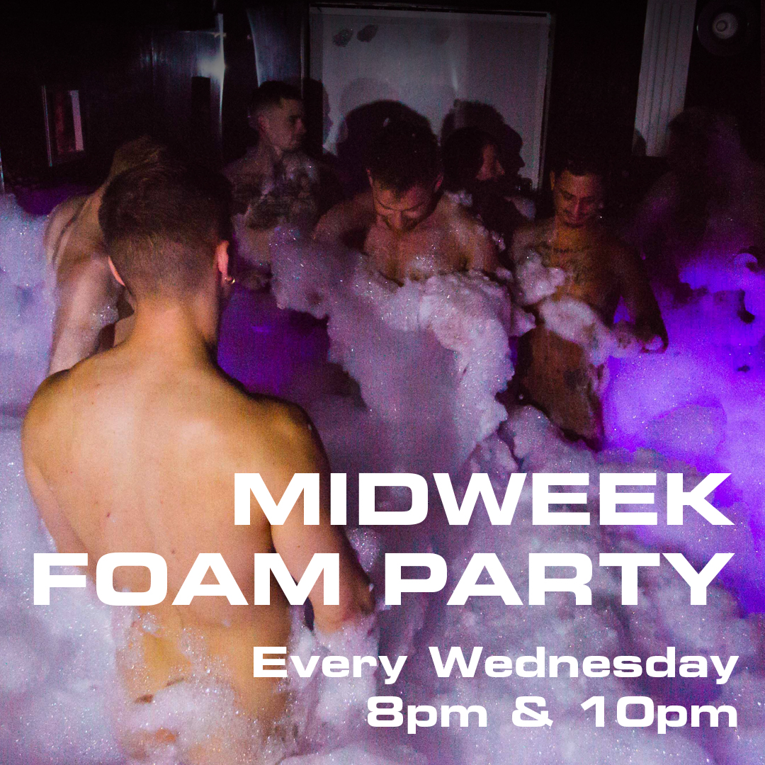 QXMagazine's tweet image. #foamparty
Sweatbox Sauna and Gym
Every Wednesday night, #Sweatbox #Sauna and #Gym have a midweek #gay foam party in the heart of #soho in the large football team-sized jacuzzi!
qxmagazine.com/event/foam-par…