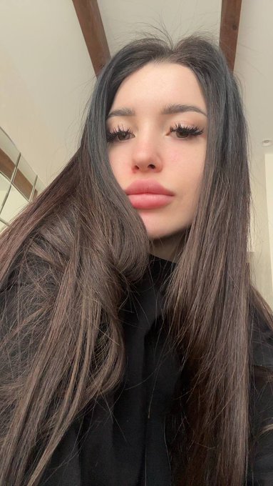 lashes longer than ur.... https://t.co/IHXUC7qVn3<a href="/tag/contentcreator"class="tags"><span>#contentcreator</span></a><a href="/tag/onlyfansbabe"class="tags"><span>#onlyfansbabe</span></a><a href="/tag/%D0%BD%D1%8E%D0%B4%D1%81%D0%BE%D1%87%D0%B5%D1%80%D0%B2%D0%B5%D1%80%D0%B3"class="tags"><span>#нюдсочерверг</span></a>