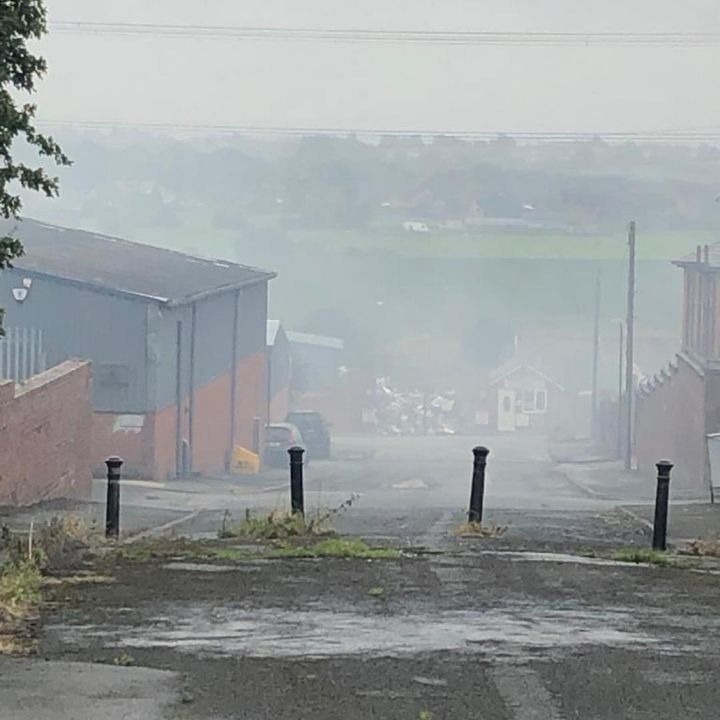 Residents issued warning as smoke engulfs Great Harwood streets lancs.live/news/lancashir…