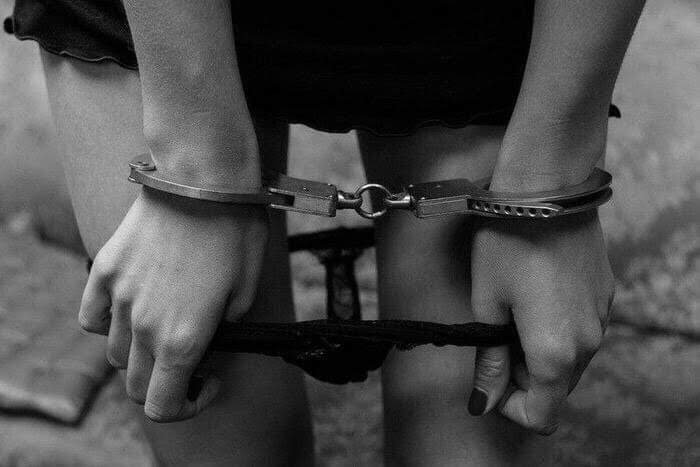 <a href="/Isa_Leah/">⚜️ 𝐼𝑠𝑎 𝐿𝑦𝑠 ⚜️</a> Séduire avec succès 
Se dévoiler avec subtilité 
Ne rien montrer en intégralité 
Susciter tout l'intérêt 
Captiver l'attention dans son entièreté
Provoquer sans choquer ni heurter
Mais toucher la sensibilité 
Un jeu bien maitrisé
Dans lequel toute ta sensualité
Se voit dessiner🌹