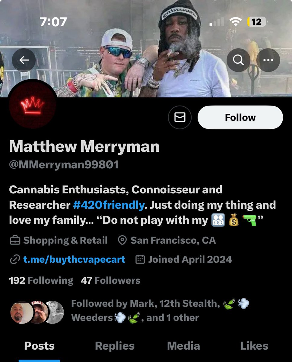 Cheers #StonerFam we have a scammer in the community. Attempting to black mail a member of our community. Block block block. 

#cannabisindustry #420Life