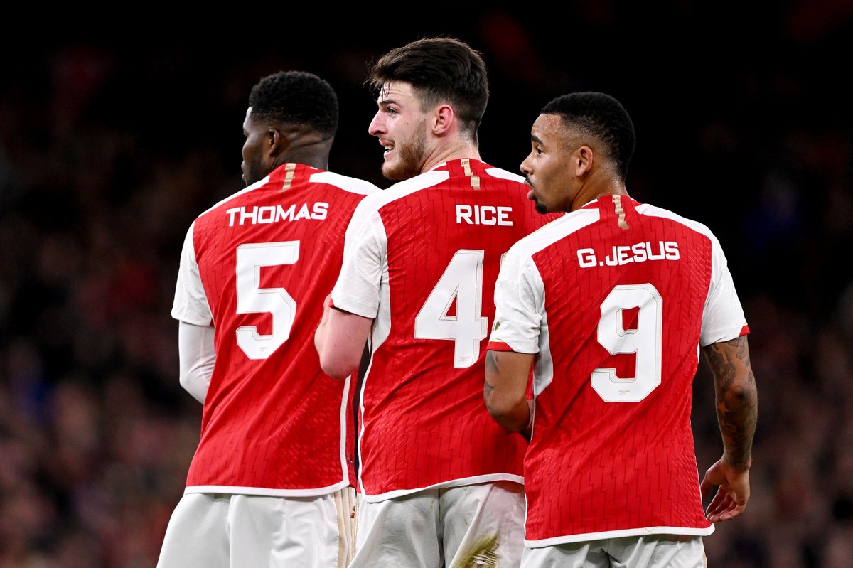 Thomas Partey has told Arsenal they have to win their last four Premier League games - starting with Tottenham on Sunday - to take the Premier League title | @NeilMcLeman mirror.co.uk/sport/football…