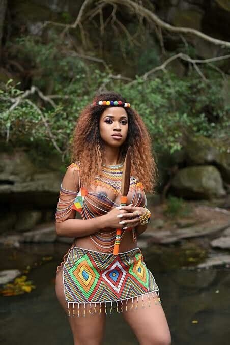 AfricanHub_'s tweet photo. African Zulu culture

Rate this culture out of /10 https://t.co/LPBNJiox2n