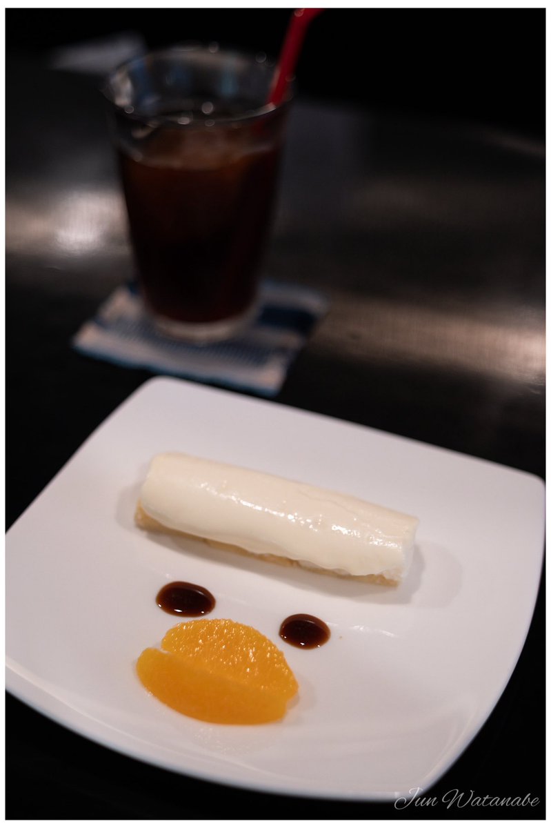 Camera:SONY α7III Lens:FujiPhotoFilm X-Fujinon 55/2.2 至高のクリームチーズケーキ #desert #sweets #cheesecake #oldlens #喫茶店