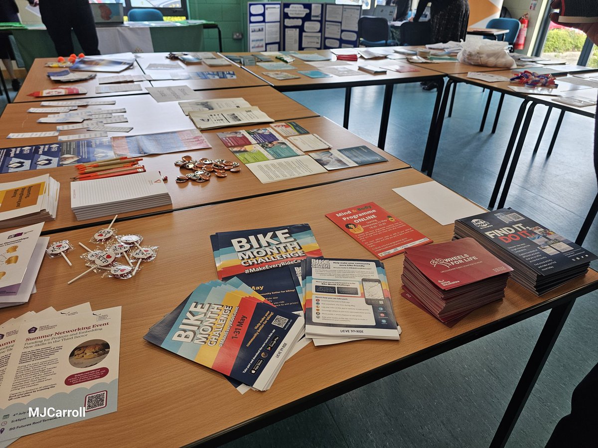 Fab to see @LovetoRide_ leaflets keeping good company with the great @ActiveLincs projects and the very many other agencies working for health and wellbeing at the #LVET conference today. lovetoride.net/lincolnshire