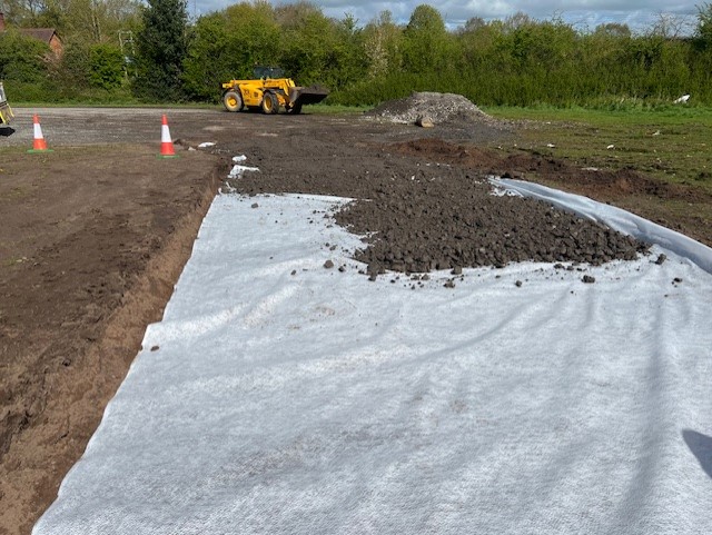 Pronin_limited's tweet photo. We had a busy Friday last week at Pronin - constructing an access track at Whitchurch Rugby Club ready for the Mini and junior rugby festival on Sunday and delivering a roller for the ground staff at Malpas Sports Club to prep the cricket wicket over the weekend https://t.co/hzVgpgadiy
