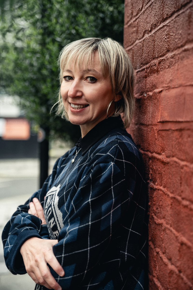 Como No! tweet media