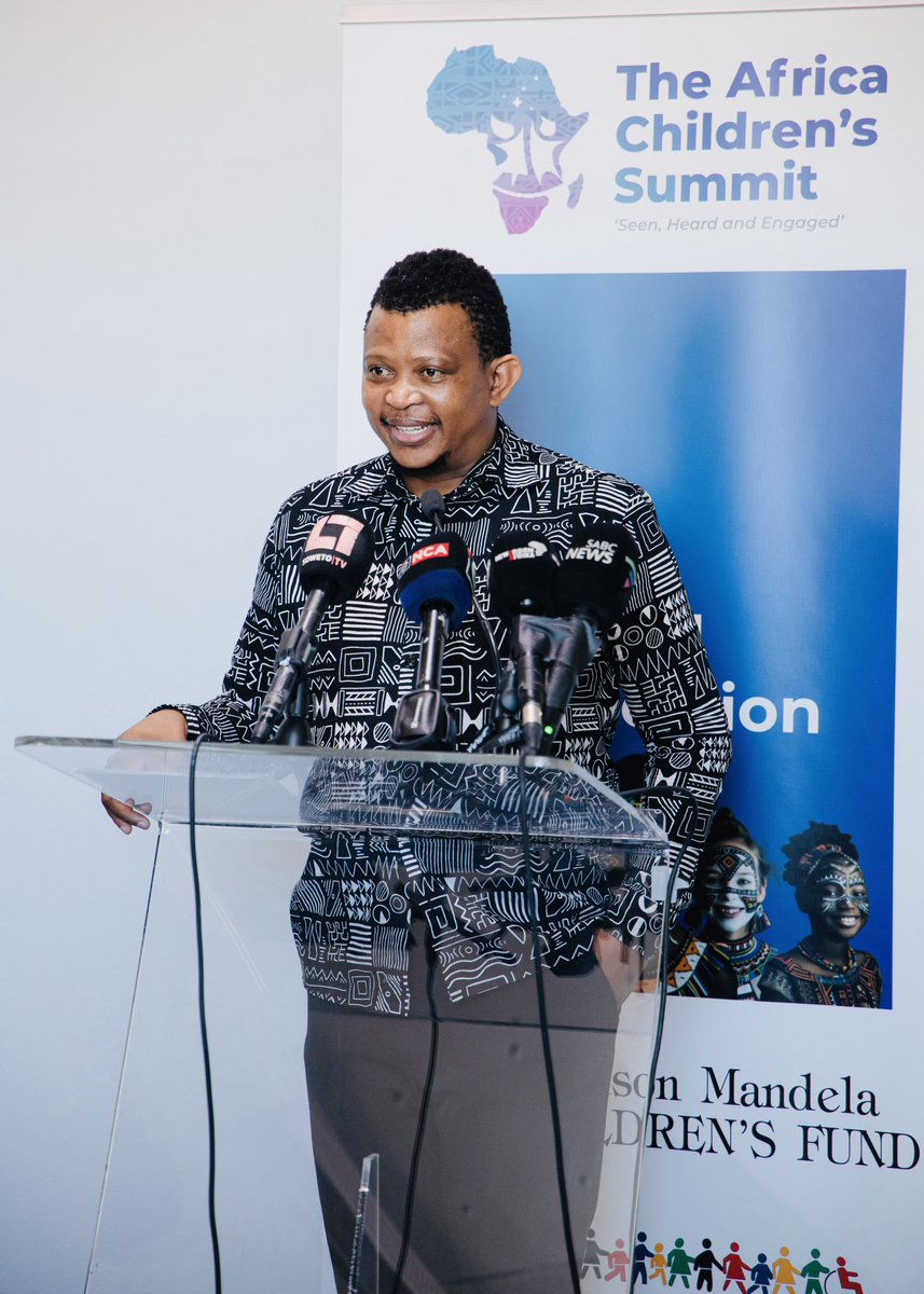 LoratoTshenkeng's tweet photo. ABOUT LAST SUNDAY | Doing meaningful work for our client, the Nelson Mandela Childrenโs Fund and helping them make meaningful connections with people who matter to their success.
I love what I do.โบ๏ธ
My brother Luzuko Koti๐๏ธwould be very proud.
#ModimoOLorato https://t.co/XvjL2TzAOe