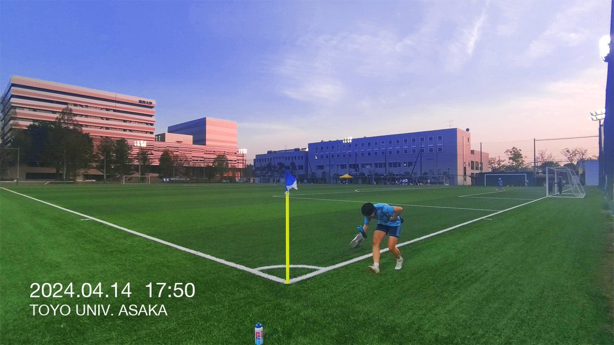 number_C85's tweet photo. 東洋大学 サッカー部女子部

今期から朝霞キャンパスがホームになったので応援に行ってきた。
4月14日(日)　vs筑波大学
4月20日(土)　vs早稲田大学

迫力の試合ありがとう。
たまたまの写真が撮れました。

サッカー 楽しんでやってください 。
応援してます📣
#東洋大学  #女子サッカー #大学サッカー https://t.co/es1PVZiJMb