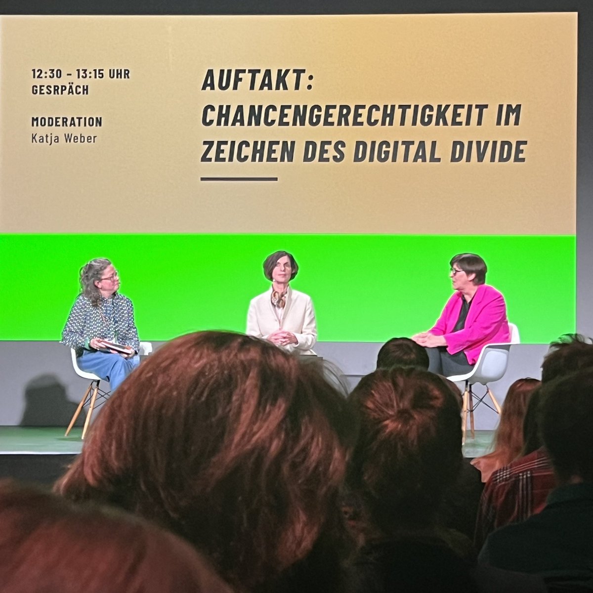 „Du bist dir aber schon sicher, dass der Digitalisierungspakt kommt?“ <a href="/EskenSaskia/">Saskia Esken</a> <a href="/JA_Allmendinger/">Jutta Allmendinger</a> #KonfBD24