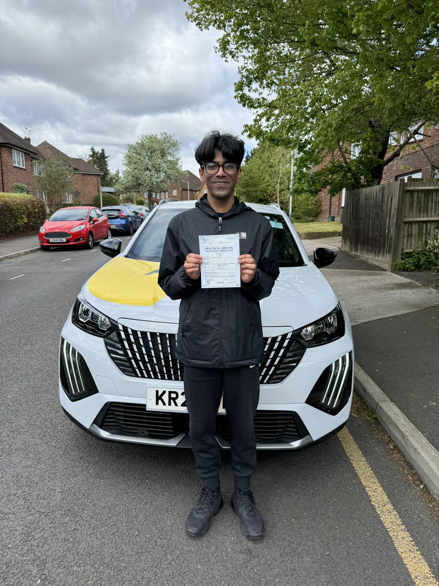 Super drive and pass today from Sharan with just two driver faults. Good luck with your final year at Uni and drive safe. 🚘🔑#pinner #ealing #hanwell #northolt #ruislip #drivingtestpassed #drivingtest #drivingtestsuccess #drivingtestpass #drivinglessons