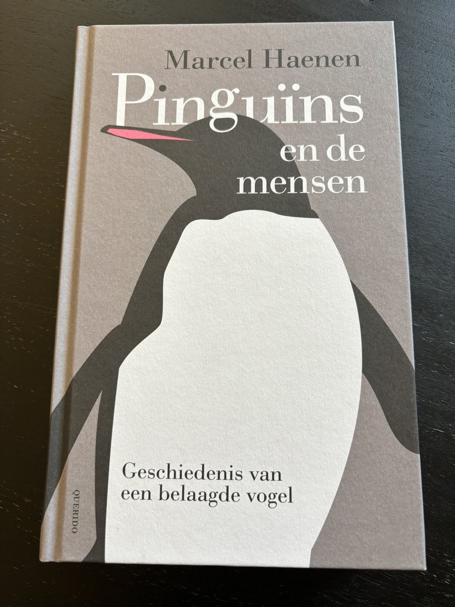 GitteStevens1's tweet photo. @sophieenjeroen @MarcelHaenen @jeroenpauw @MarcelHaenen: “smile and wave boys!!!” Voorkom de uitsterving van de enige echte heren 🐧 https://t.co/v8blzXTGz1