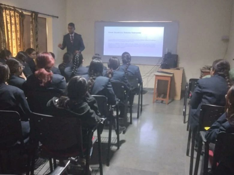 SISSP_RRU's tweet image. Our Student Research Assistant, Mr. Shrikant Mishra #interacted with the students of Class 10th, 11th and 12th of Guru Nanak Fifth Centenary School, Mussoorie, on the topic &quot;#Career Guidance in #Security Services&quot; the strength of students was around 60.
@RakshaUni @HMOIndia