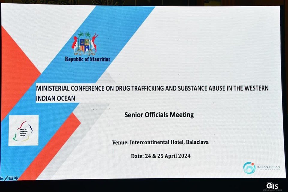 #Mauritius hosts the first Ministerial Conference on Drugs and Substance Abuse senior officials are gearing up today for collective action, supported by the UN to tackle security threats and corruption associated with illicit drug trafficking #WIO #DrugPolicy