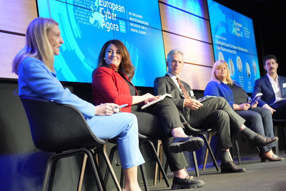 EU Cyber Direct (@eucyberdirect) on Twitter photo 🔎 What is the future of multistakeholder #cyberdiplomacy?
This was the burning question at #ECA24 this morning, where expert voices including <a href="/a_pytlak/">Allison Pytlak</a>, <a href="/JoyceHakmeh/">Joyce Hakmeh</a>, <a href="/enoorman/">Ernst Noorman - Ambassador for Cyber Affairs</a>, <a href="/H_Popp/">Helen Popp</a>, and @ravaiolo shared valuable insights. 🔎 What is the future of multistakeholder #cyberdiplomacy?
This was the burning question at #ECA24 this morning, where expert voices including <a href="/a_pytlak/">Allison Pytlak</a>, <a href="/JoyceHakmeh/">Joyce Hakmeh</a>, <a href="/enoorman/">Ernst Noorman - Ambassador for Cyber Affairs</a>, <a href="/H_Popp/">Helen Popp</a>, and @ravaiolo shared valuable insights.