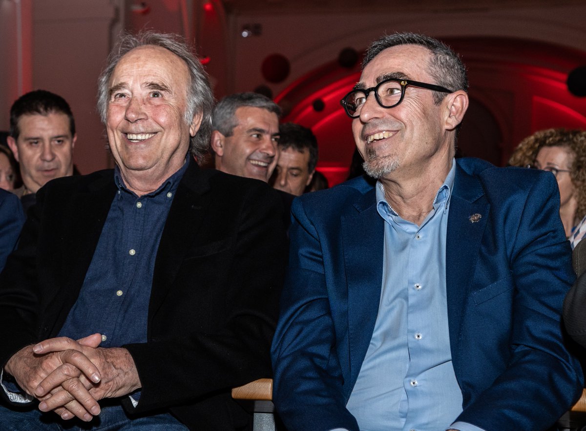 Mi felicitación en nombre de @CCOOclm a Joan Manuel Serrat por recibir el Premio Princesa de Asturias de las Artes 2024, galardón más que merecido, y agradecidos otra vez de haberle tenido con nosotr@s en #Toledo el año pasado