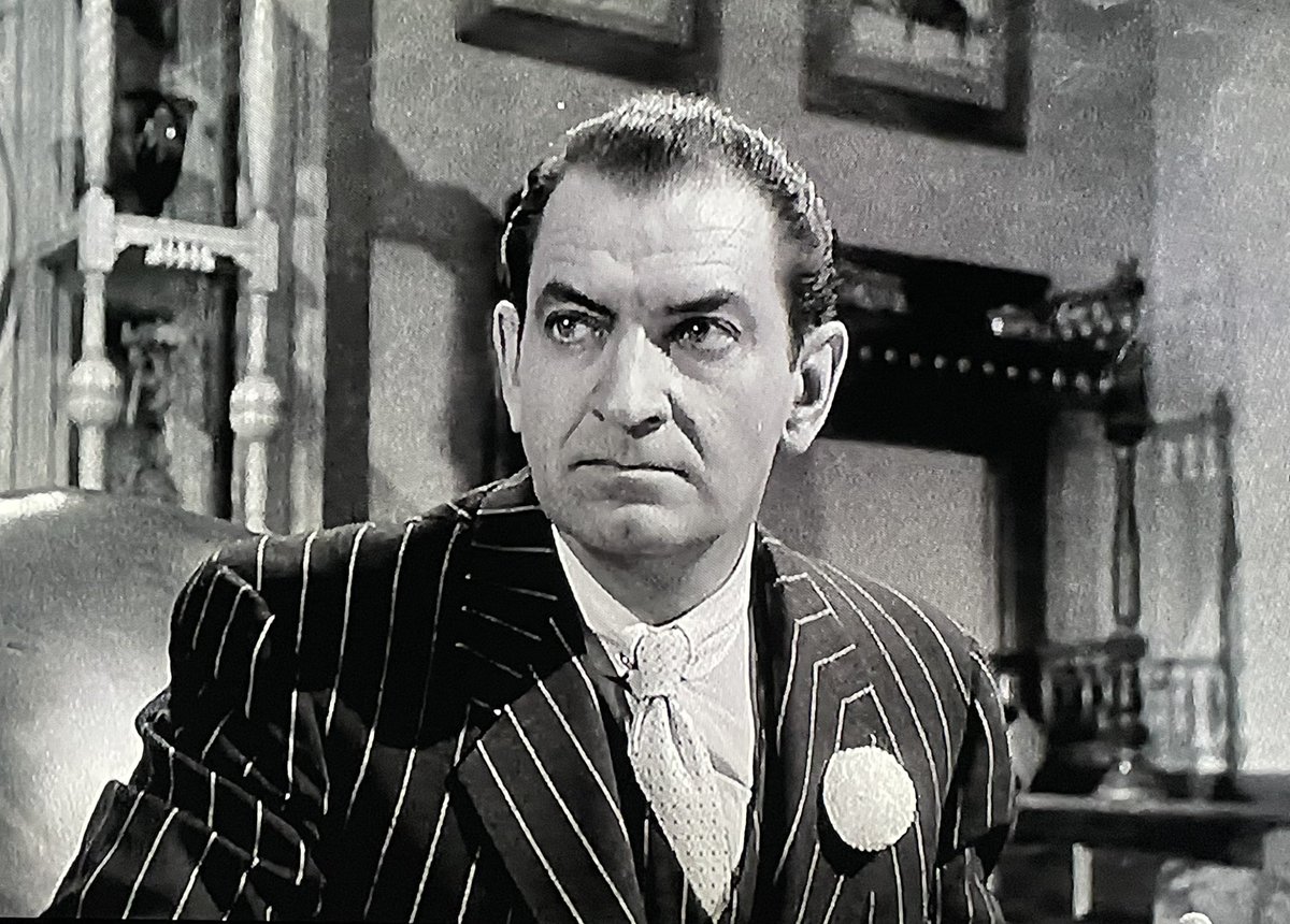 LvClassicFilms's tweet photo. From the NYT obituary on #BruceGordon in his role as Frank Nitti: “granite-faced, gravel-voiced, looked as though he had been carved from stone,filled with menace, pinstriped, scowling &amp; looming so large he seemed to crowd the borders of the screen.” Always a pleasure to watch. https://t.co/gaFzI0slDh