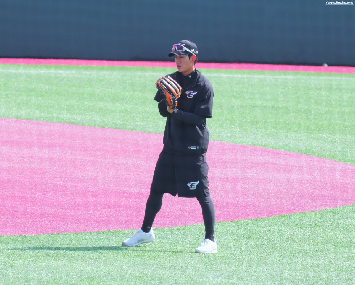 ETSC41's tweet photo. 2024.04.23
#한화이글스 #김선동 #NO_03 https://t.co/AJEoQffkBy