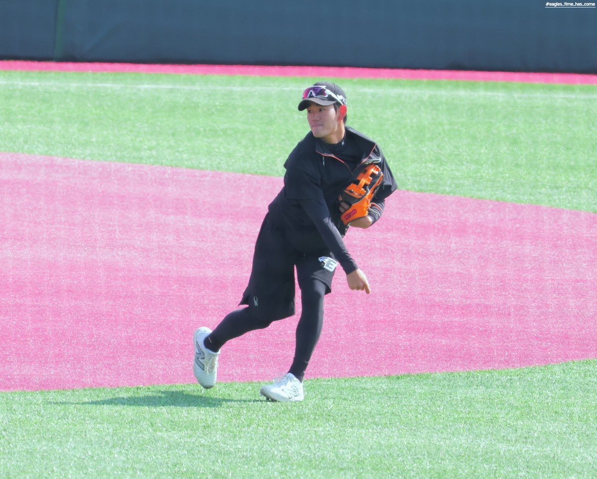 ETSC41's tweet photo. 2024.04.23
#한화이글스 #김선동 #NO_03 https://t.co/AJEoQffkBy