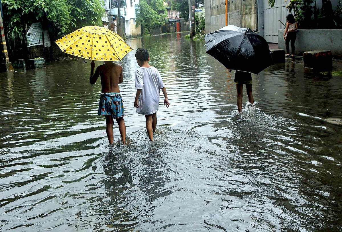 About 10 to 13 tropical cyclones are forecast to enter the country from May to October this year, PAGASA said Wednesday. (📷: Joan Bondoc/PNA) ptvnews.ph/10-13-tropical…