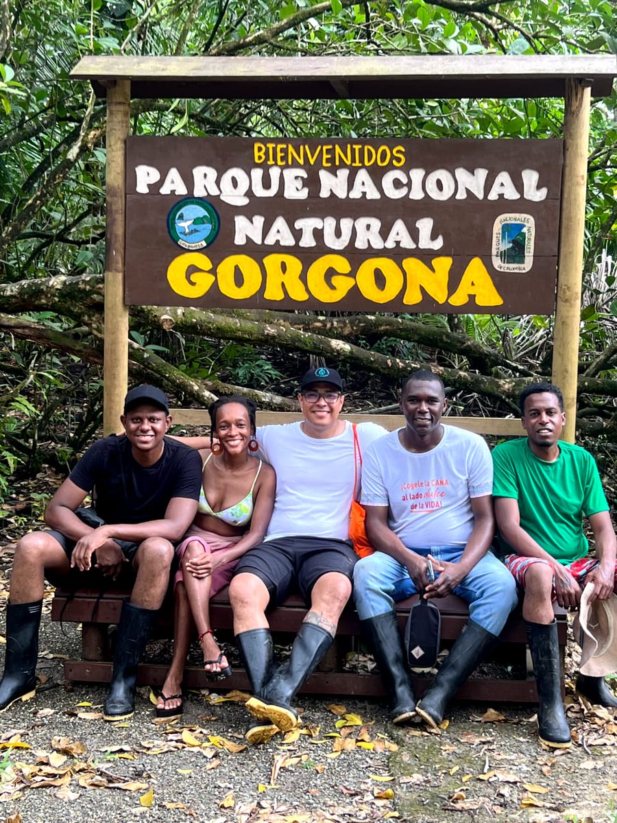 YolimanB's tweet photo. @ParquesColombia gratificante saber de su importante trabajo cuidando de lo necesario, bello y mágico del País. Felicitaciones, son de esas instalaciones públicas que me enorgullecen. https://t.co/P6A3zlhRZV