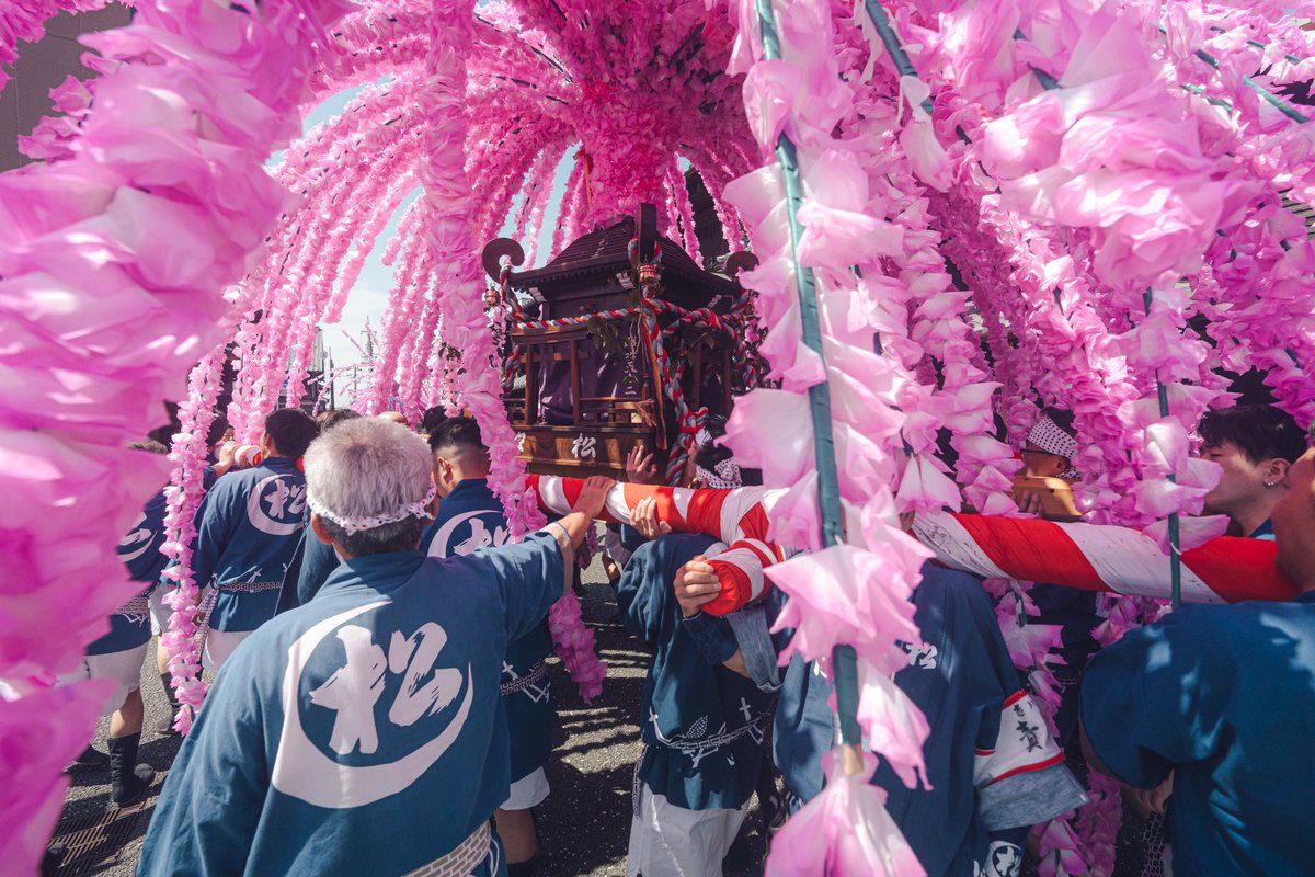 花みこしが美しかった日。美濃まつりは熱量が凄くて、祭りと地域、地域と人との強い繋がりのようなものを感じてきました。美濃のうだつの上がる町並みは、祭りではないときにまたゆっくり訪れてみたい素敵な場所です。