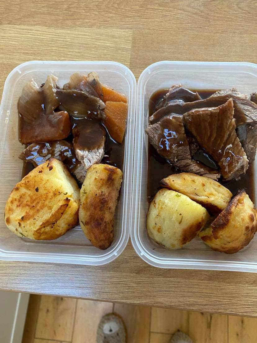 Robyn has just arrived with her home cooked meals,12 brisket and roast potatoes, 13 bbq sausages bbq beans and sweet potatoe wedges these alway go down a treat with our foodbank users