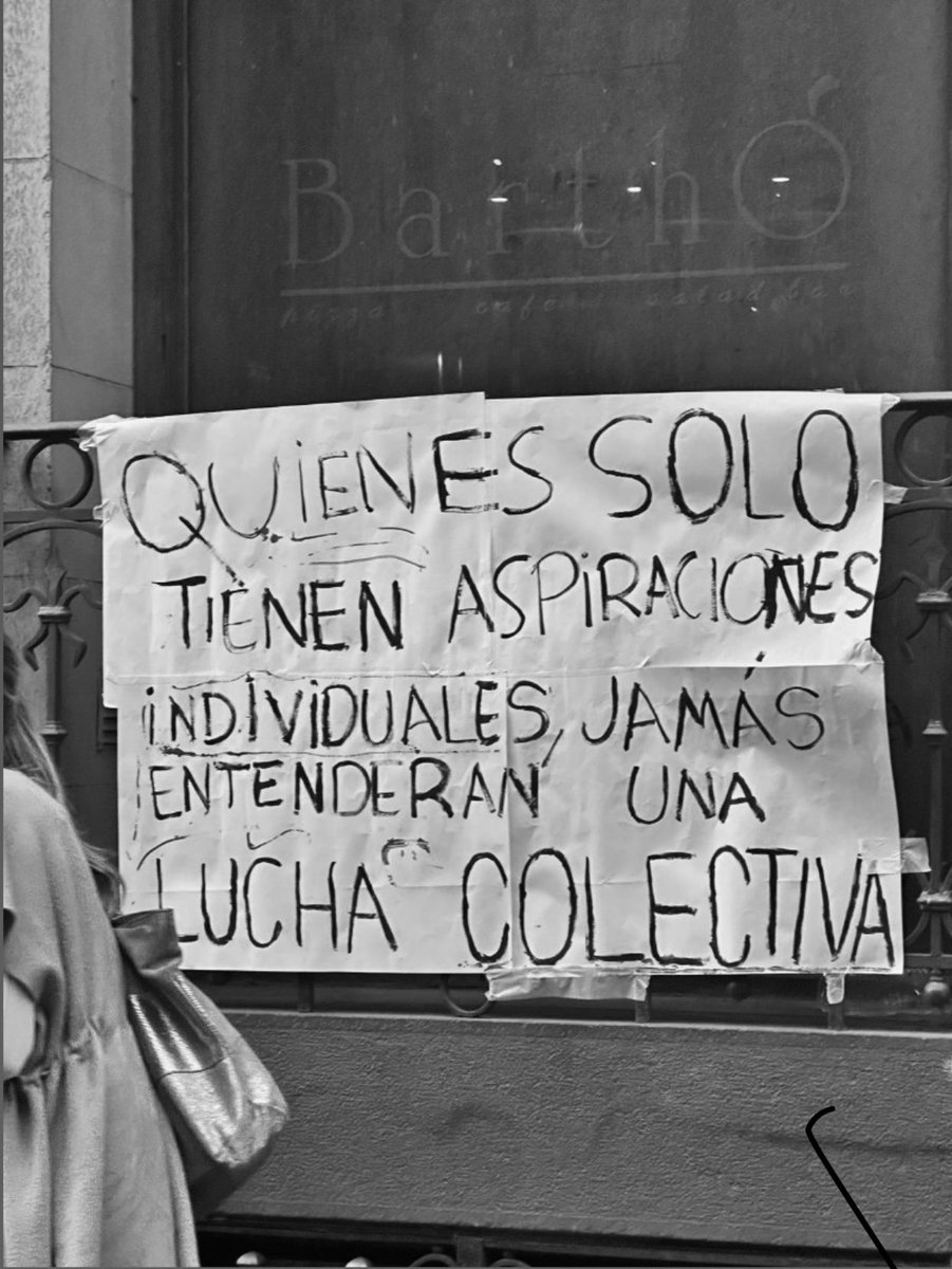 CamiZartmann's tweet photo. #MarchaFederalUniversitaria https://t.co/KdkPPIYHzG