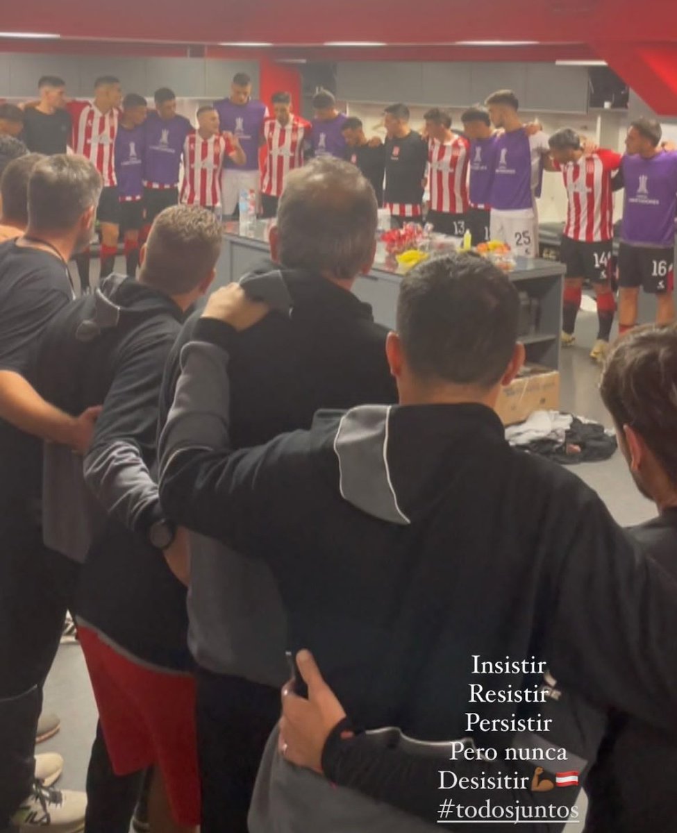 sietepepas's tweet image. "Insistir
Resistir
Persistir
Pero nunca 
Desistir 💪🏽🇦🇹"

JSV via Instagram.