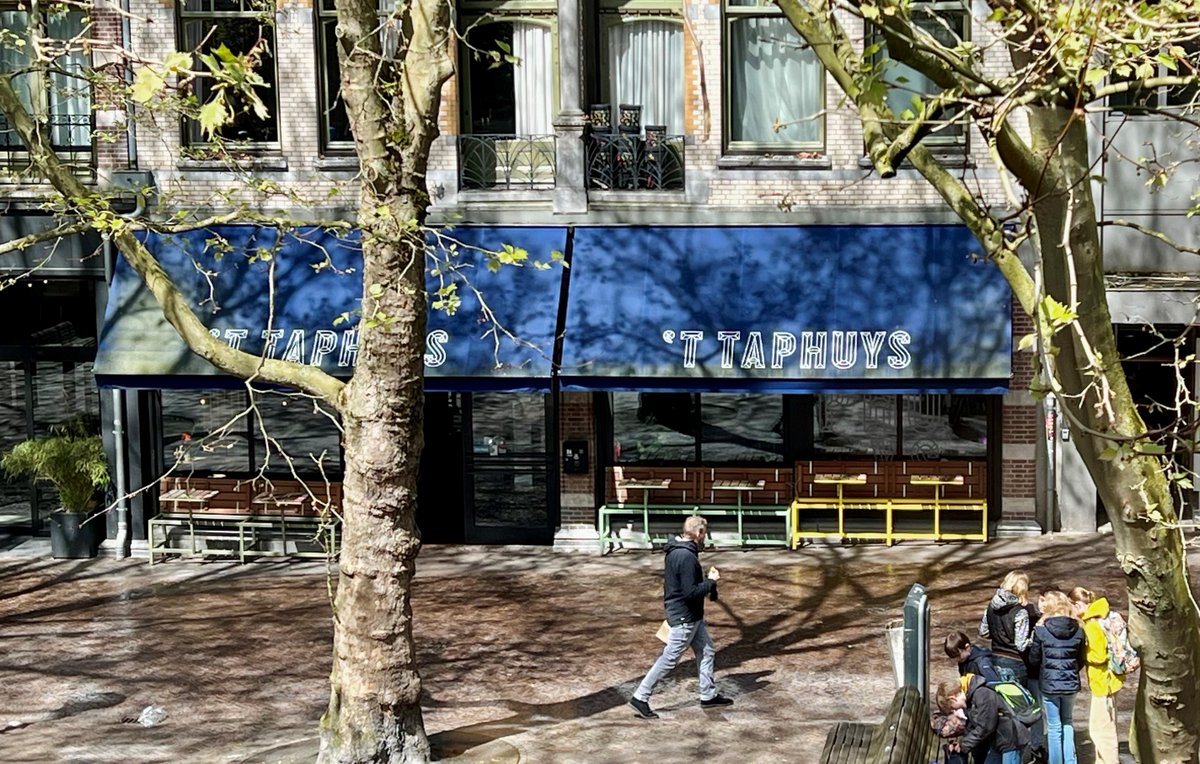 #Taphuys #Utrecht verliest procedure bij #RaadVanState voor 4,85m #terras op #Mariaplaats #Utrecht. #Bereikbaarheid van de #binnenstad en #voetgangers is belangrijker dan #horeca belang. In de uitspraak staan een paar opvallende zaken over het #TerrasreglementUtrecht. Die kunnen…