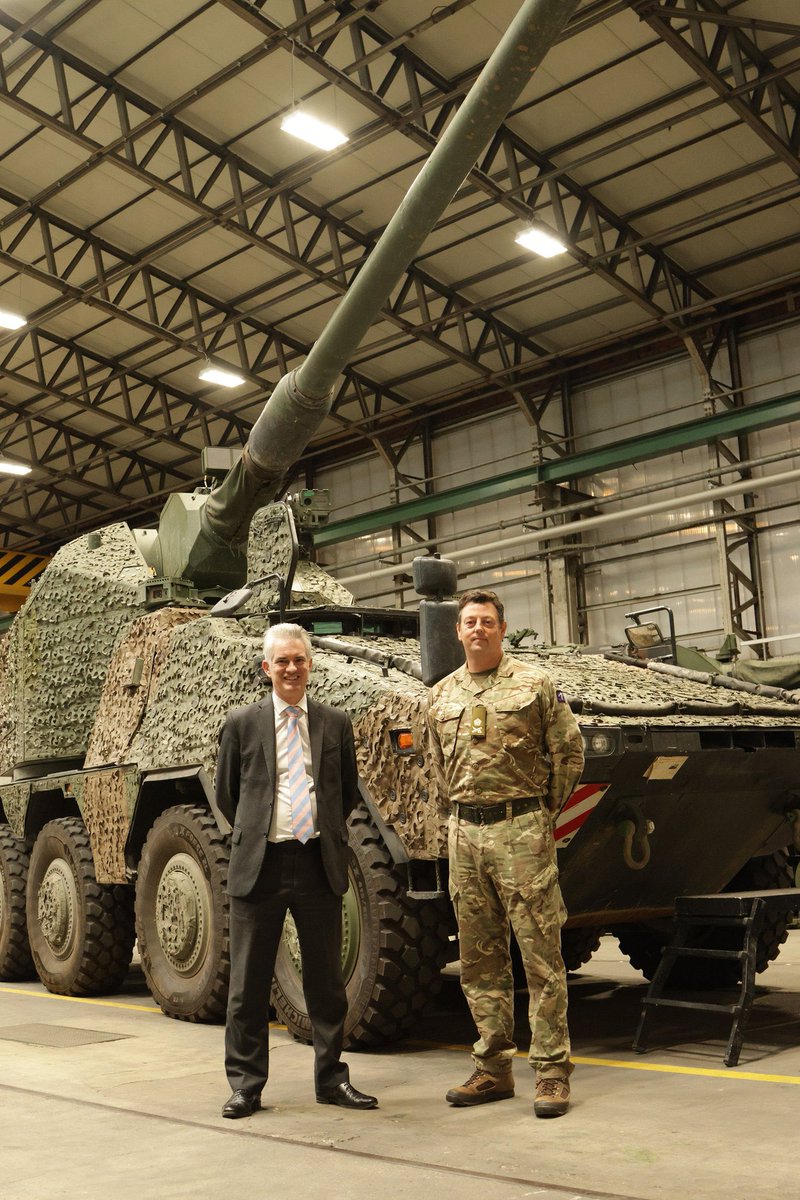 ⚡️The 🇬🇧British Army buys 🇩🇪German 155-mm self-propelled howitzers RCH 155 based on the Boxer